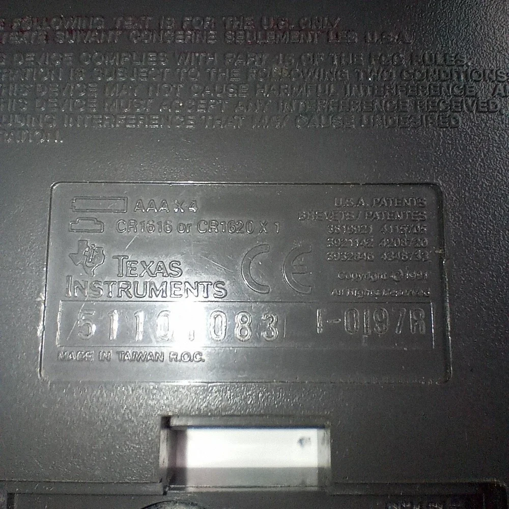 Texas Instruments TI-82 Graphing Calculator With Cover‎ Tested and Working